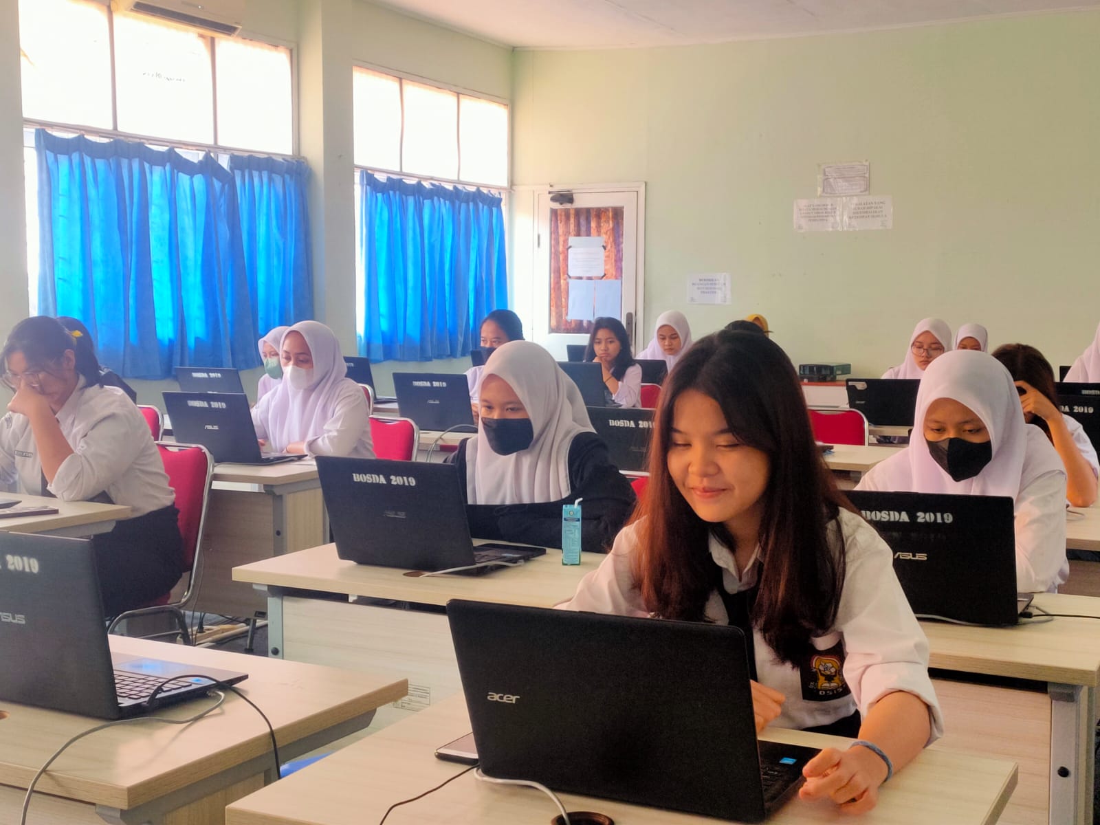 pelaksanaan-sertifikasi-internasional-kemampuan-bahasa-inggris-toeic-2023-di-smkn-3-tangerang