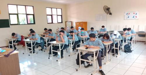 Ujian Satuan Pendidikan SMK Negeri 3 Tangerang