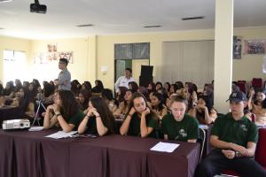 Sekolah Menengah Kejuruan Negeri 3 Tangerang dikunjungi siswa siswi serta guru dari SMA Coenecoop, Belanda.